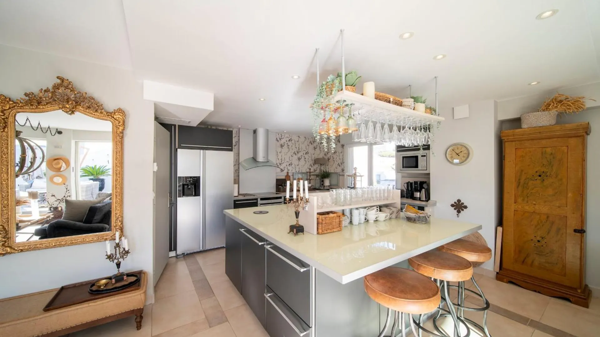 Cannes Luxury Rental - Pretty 3 Bedroom Apartment To Rent With 50M Terrace 0*,
